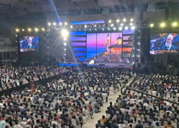 Ceramah Zakir Naik di UMS Solo Dihadiri Ribuan Peserta dan Tokoh Agama