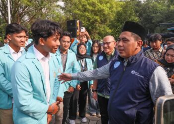 Wagub Jateng Lepas 3.800 Mahasiswa UNS Ikuti KKN Tematik 2025