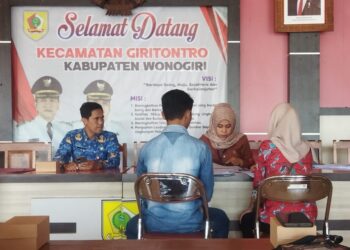 Bank Jateng Dukung Pembentukan Kopdes, Serahkan Buku Tabungan ke 7 Koperasi di Giritontro