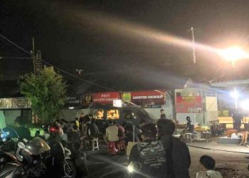 Gelora Merdeka Bergetar! Warga Sukoharjo Bersatu Dukung Indonesia Lawan Vietnam