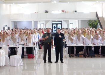 Dorong Guru Tingkatkan Profesionalisme, Dandim 0801/Pacitan Hadiri Seminar Nasional Matematika