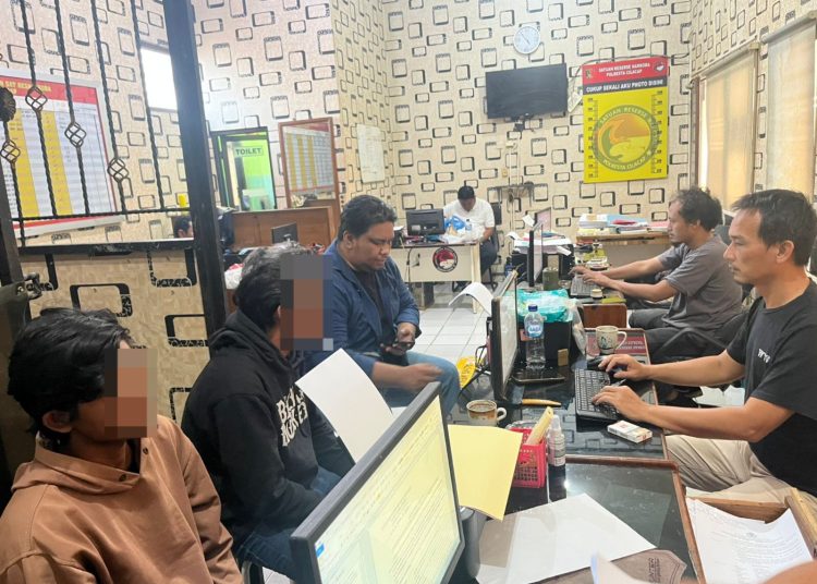 Dibayar Rp50 Ribu per Paket, Dua Kurir Sabu Diciduk Polisi Cilacap