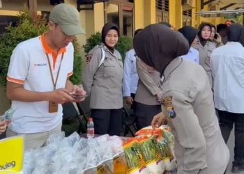 Kolaborasi Polres dan Bulog, Sembako Murah Hadir di Mako Madiun Kota
