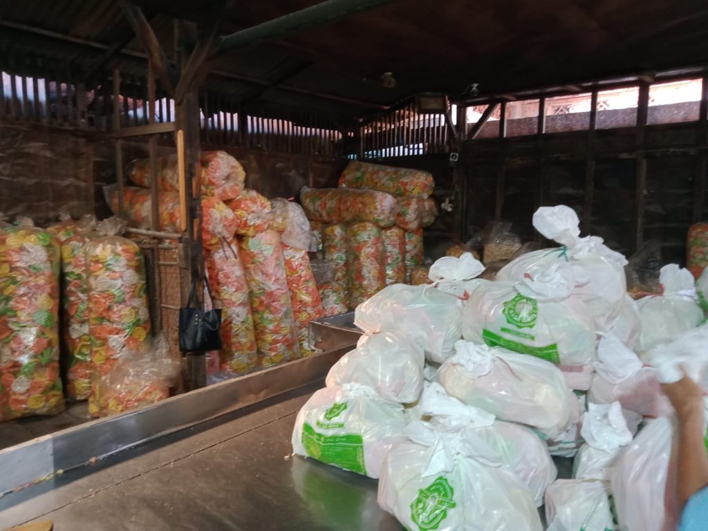 Kerupuk Bang Jo Buah Tangan legend Khas Bojonegoro Sejak 1929