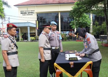 Kapolres Gunungkidul Pimpin Sertijab Delapan Pejabat Strategis