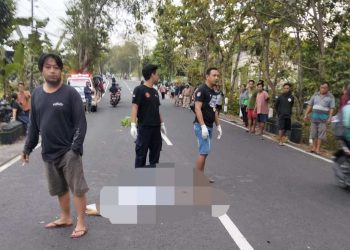 Nyawa Pejalan Kaki Melayang Usai Tertabrak Mobil di Wonosari