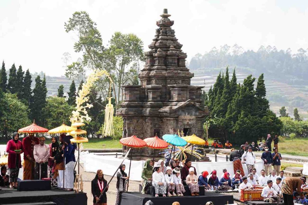 Ruwatan 8 Anak Rambut Gimbal Jadi Puncak DCF 2025