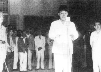 Menembus Senyap: Kisah-Kisah Humanis di Balik 17 Agustus 1945