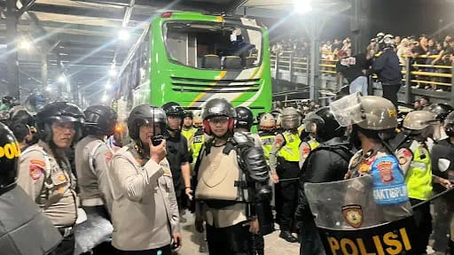 Kericuhan Suporter PSIM vs Persib Meluas hingga Kota Yogyakarta, 177 Orang Dipulangkan