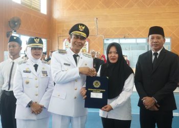 Bupati Bojonegoro Serahkan Remisi kepada 250 Warga Binaan Lapas Kelas IIA