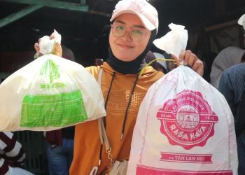 Kerupuk Bang Jo, Ikon Kuliner Bojonegoro yang Melegenda Sejak 1929