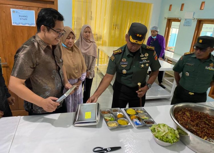 Pastikan Sesuai Standar, Dandim 0730/Gunungkidul Tinjau Dapur MBG SPPG di Ponjong