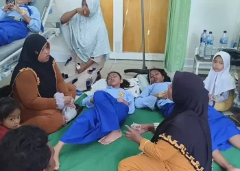 173 Siswa SMPN 1 Kragan Rembang Alami Keracunan Usai Santap MBG