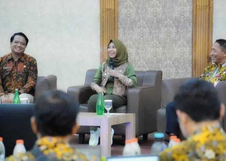 Disiplin ASN Kini Transparan: Wali Kota Mojokerto Luncurkan Aplikasi I-Dis 3.0