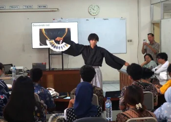 20 Mahasiswa KEIO Jepang Ikuti Program Bahasa dan Budaya di UKSW Salatiga