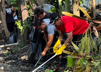 Peringati World Clean Up Day, Pemerintah Ngawi Bersihkan Sungai Ketonggo dari Sampah