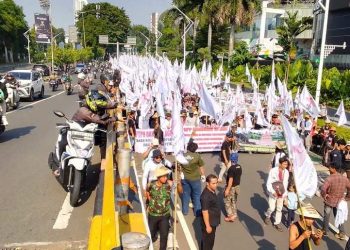 Hari Tani 2025: Ribuan Petani Kepung DPR, 8.340 Aparat Jaga Jakarta