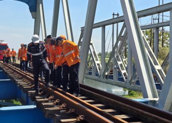 KAI Daop 7 Madiun Intensifkan Pemeriksaan Jalur untuk Jaga Keselamatan Perjalanan KA