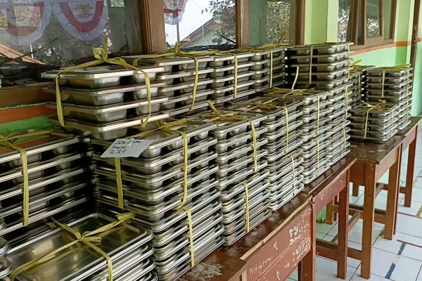 Orangtua Diminta Tak Gugat Keracunan MBG, BGN Klarifikasi
