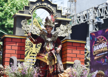 Karnaval Perdana di Bangil, 39 Peserta Angkat Budaya dan Sejarah Lokal