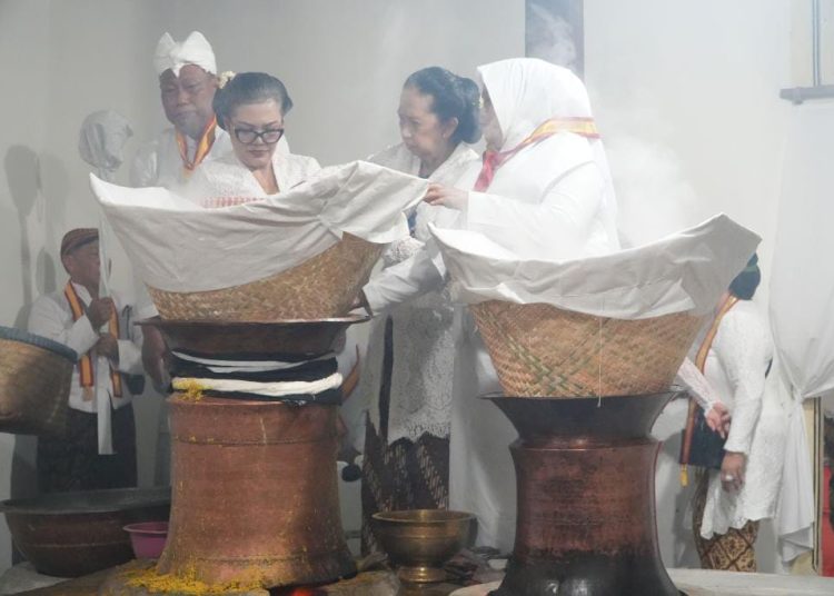 Kraton Surakarta Gelar HajadDalem Bethak Adang, Tradisi Sakral Setiap Delapan Tahun Sekali