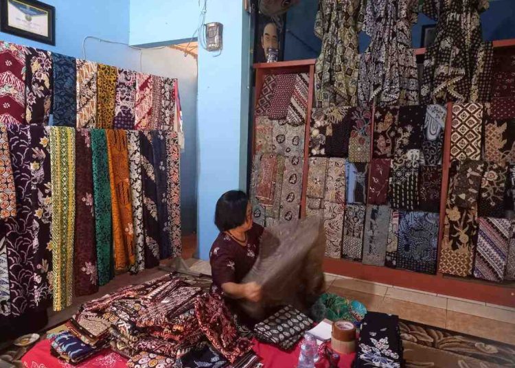 UMKM Batik Tulis Trenggalek, Hobi Menggambar Jadi Usaha dan Pelestari Budaya