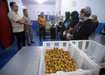 DPRD Mojokerto Sidak Dapur MBG, Temukan Masalah Higienitas dan Wadah Makanan