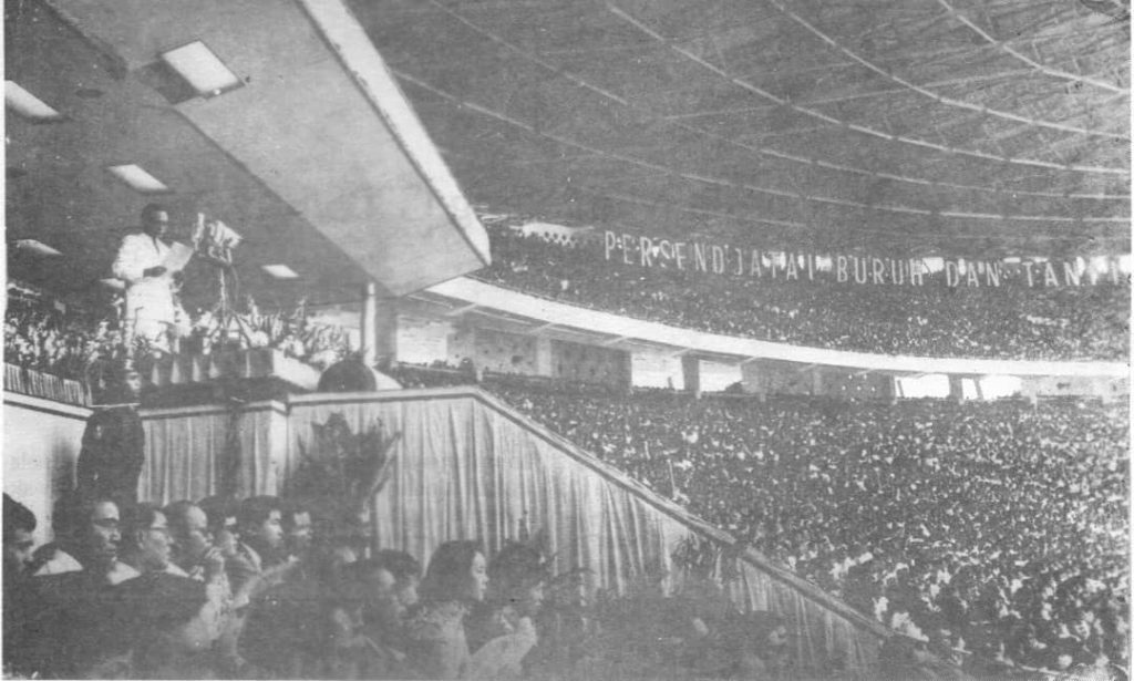 PKI: Dari Partai Revolusioner Menjadi Raksasa Politik 1960-an