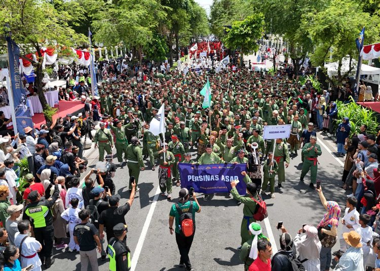 Pesilat Persinas Asad Banjiri Malioboro, Jalan Hijau di Pagi Penutupan Festival