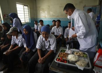 194 Siswa di Garut Diduga Keracunan Usai Santap Makanan Bergizi