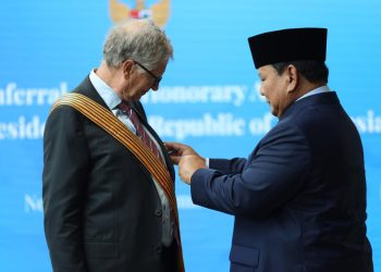 Presiden Prabowo Anugerahkan Bintang Jasa Utama kepada Bill Gates di New York