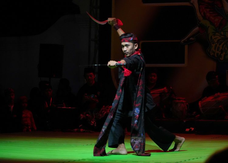 Kisah Sakera, Legenda Madura Tampil di Pencak Malioboro Festival 2025