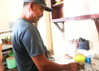 Murah Meriah Penuh Makna, Kopi Rp500 di Warung Viral Jombang Jadi Ikon Sosial