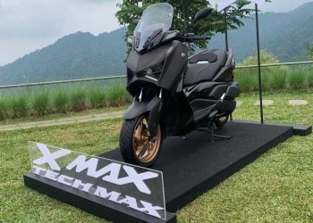 Andalkan Fitur Windshield Elektrik yang Bisa Diatur, XMAX Tech Max 2025 Resmi Hadir