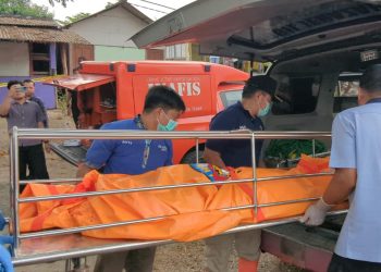 Mayat Wanita Bersimbah Darah Ditemukan di Warung Saradan Madiun