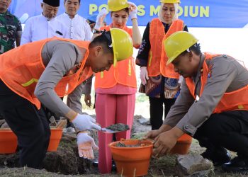 Kapolres Madiun Resmikan Pembangunan SPPG ke-2 di Pilangkenceng Dukung Gizi Pelajar