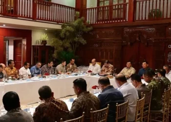 Prabowo Perintahkan BGN Lengkapi Dapur Makan Bergizi Gratis dengan Alat Sterilisasi dan Filter Air