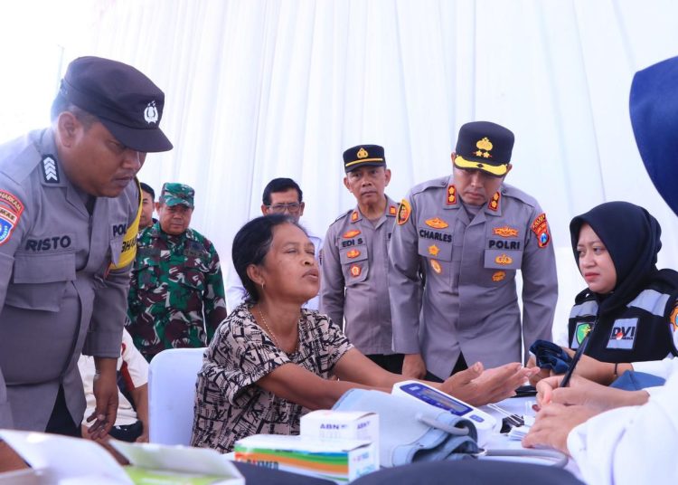 Wujud Kepedulian, Polres Ngawi Adakan Bakti Kesehatan bagi 100 Warga Padas