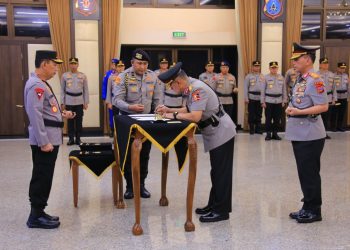 Kapolri Listyo Sigit Rotasi Jabatan Strategis Polri untuk Penguatan Kinerja Organisasi