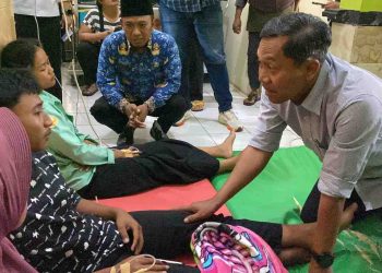 Wabup Ngawi Tinjau Penanganan Siswa SMKN 1 Sine yang Alami Gejala Keracunan