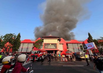 Polres Wonogiri Respons Cepat Tangani Kebakaran Besar di Pasar Induk Wonogiri