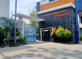 Lazismu Salurkan Bantuan untuk Ratusan Guru Muhammadiyah di Ponorogo