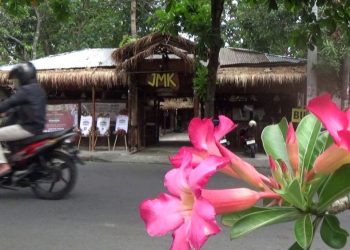 Warung Jadul Masa Kini, Tempat Nostalgia Unik di Tengah Kota Ngawi