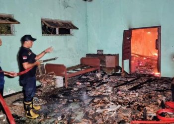 Api Lahap Rumah di Ponorogo, Pria Paruh Baya Ikut Terbakar