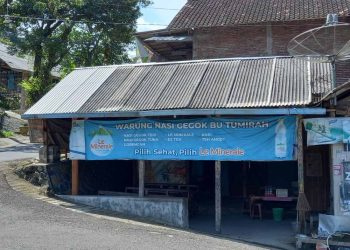 Menikmati Gegok Pedas Warung Mbah Tumirah, Kuliner Lawas di Trenggalek