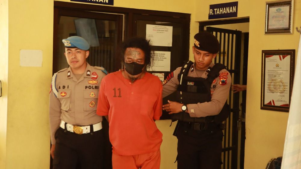 Pria Ngamuk Bawa Parang di Warung Lamongan Wonosobo, Satu Karyawan Terluka