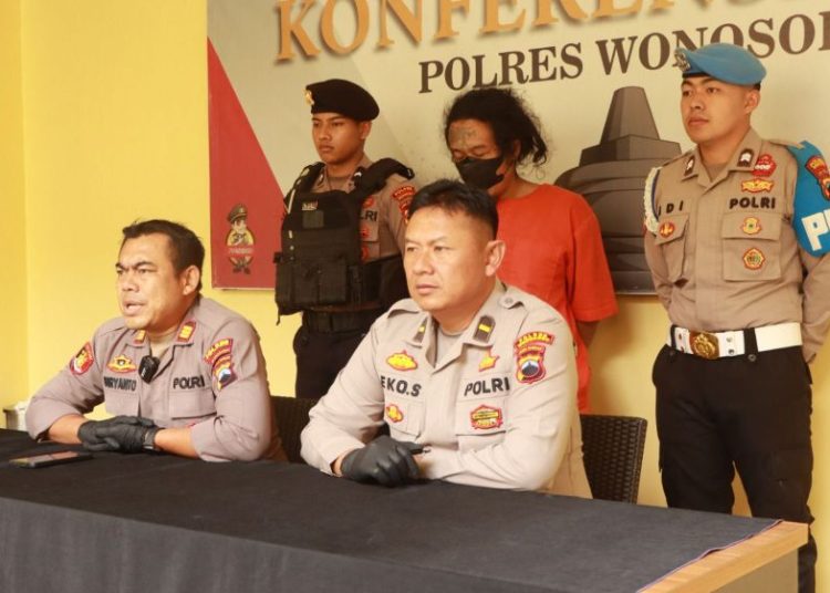 Pria Ngamuk Bawa Parang di Warung Lamongan Wonosobo, Satu Karyawan Terluka