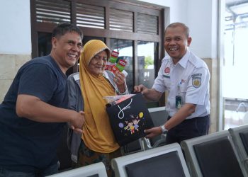 Peringati Hari Ibu, KAI Daop 7 Madiun Hadirkan Pelayanan Humanis di Stasiun