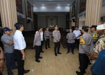 Kapolres Madiun Tinjau Sejumlah Gereja, Pastikan Ibadah Natal 2025 Aman dan Kondusif