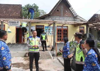 Polres Boyolali Salurkan Bantuan Sosial bagi Warga Terdampak Puting Beliung di Musuk